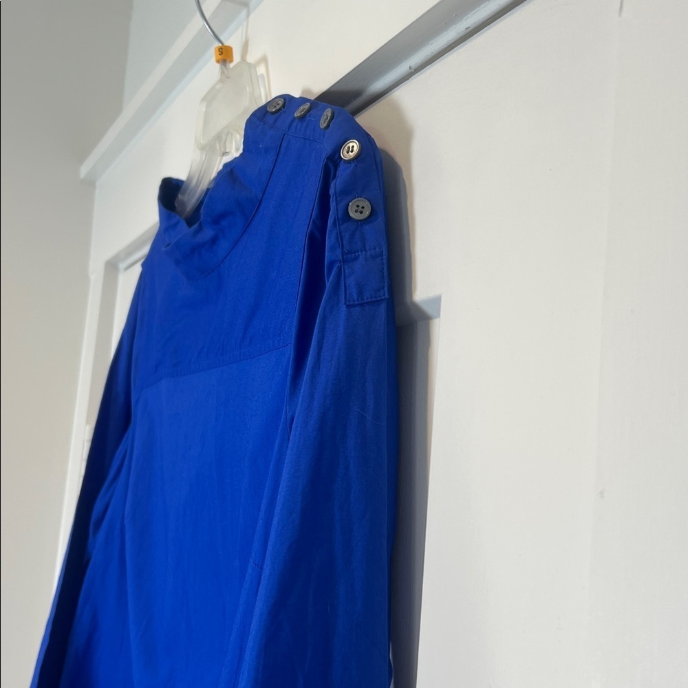 J. Crew Royal Blue Button-Detail Blouse size 2. - Picture 5 of 10